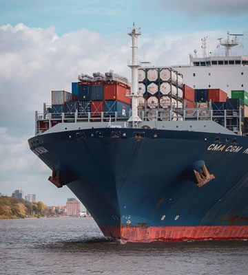 container. ship